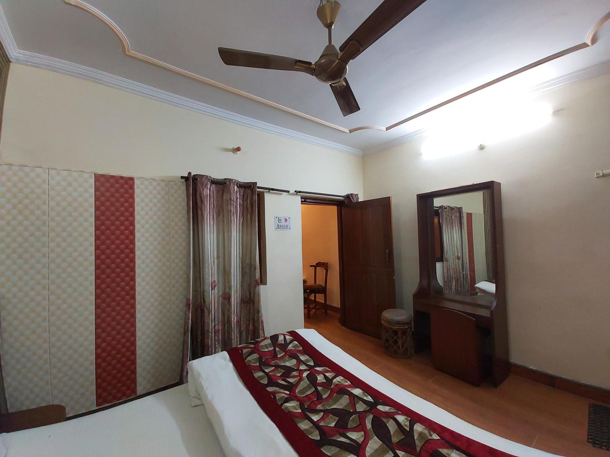 Goroomgo Moon Nainital Near Naini Lake - Parking & Lift Facilities -Hygiene And Spacious Room - Best Seller Esterno foto