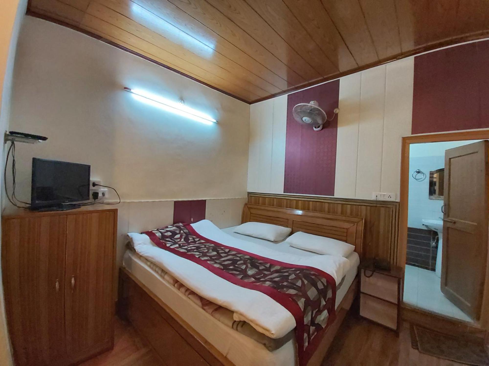 Goroomgo Moon Nainital Near Naini Lake - Parking & Lift Facilities -Hygiene And Spacious Room - Best Seller Esterno foto