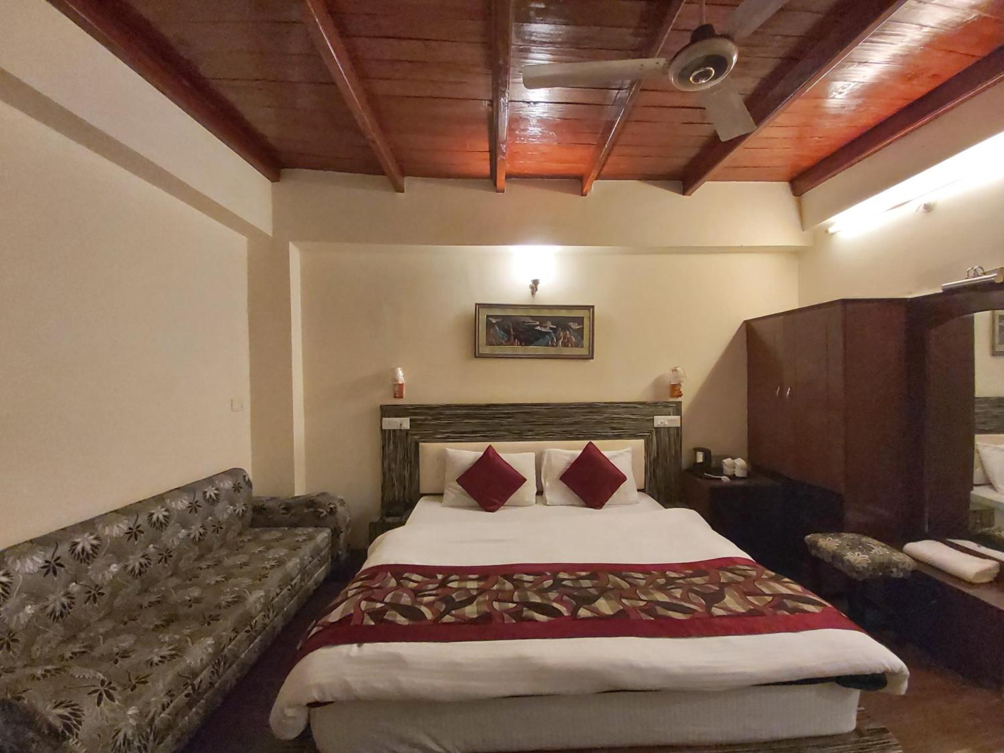 Goroomgo Moon Nainital Near Naini Lake - Parking & Lift Facilities -Hygiene And Spacious Room - Best Seller Esterno foto